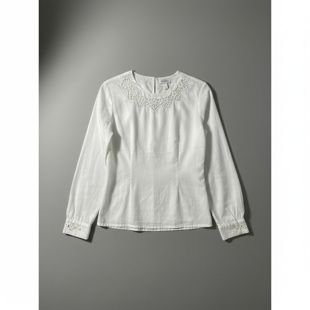 Nicola White Lace Crochet Neckline Blouse, Women's Size 6 Top, Long Sleeve